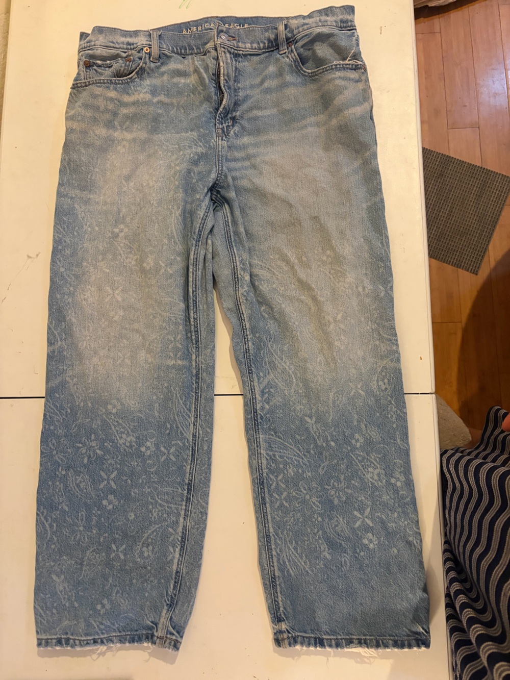 American Eagle Outfitters Light Blue Patterned Jeans